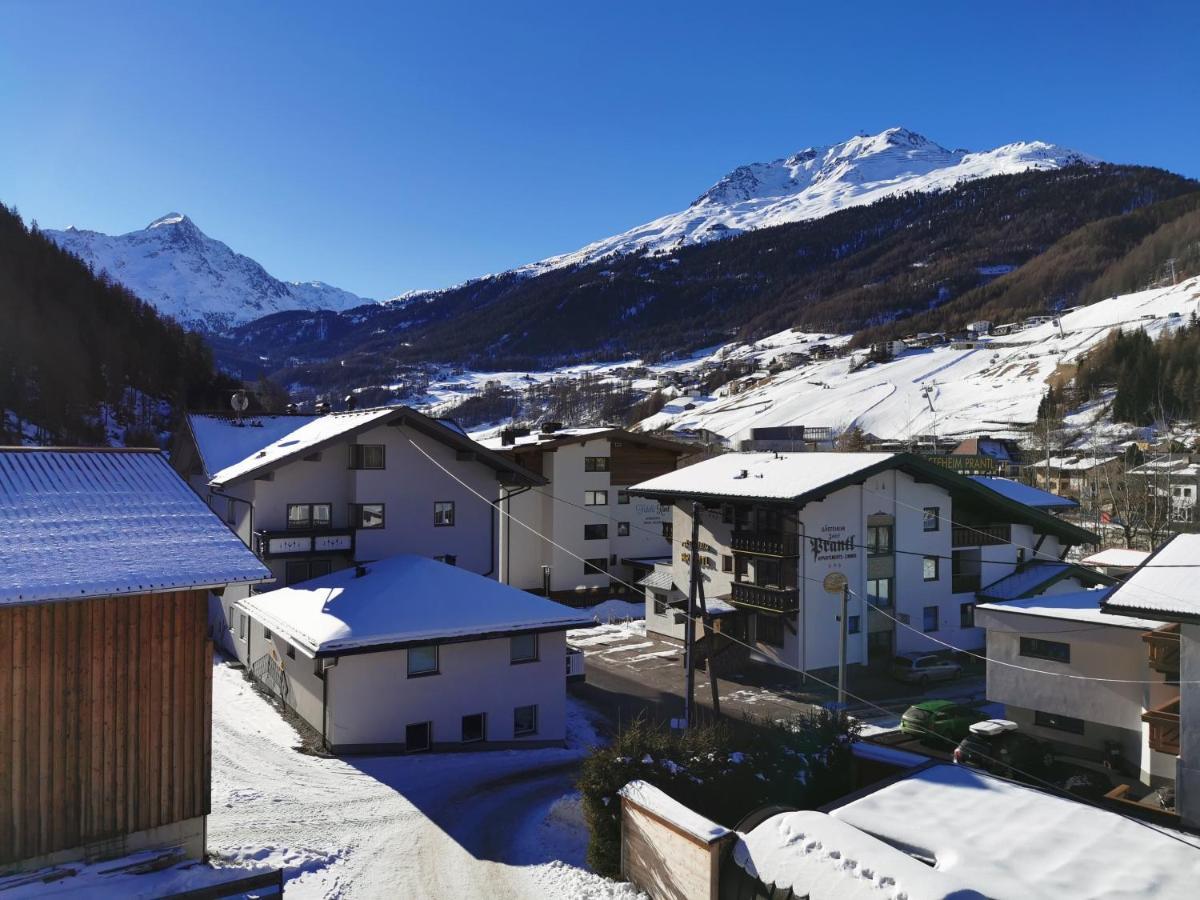 Hotel Garni Schoenblick Solden Exterior photo